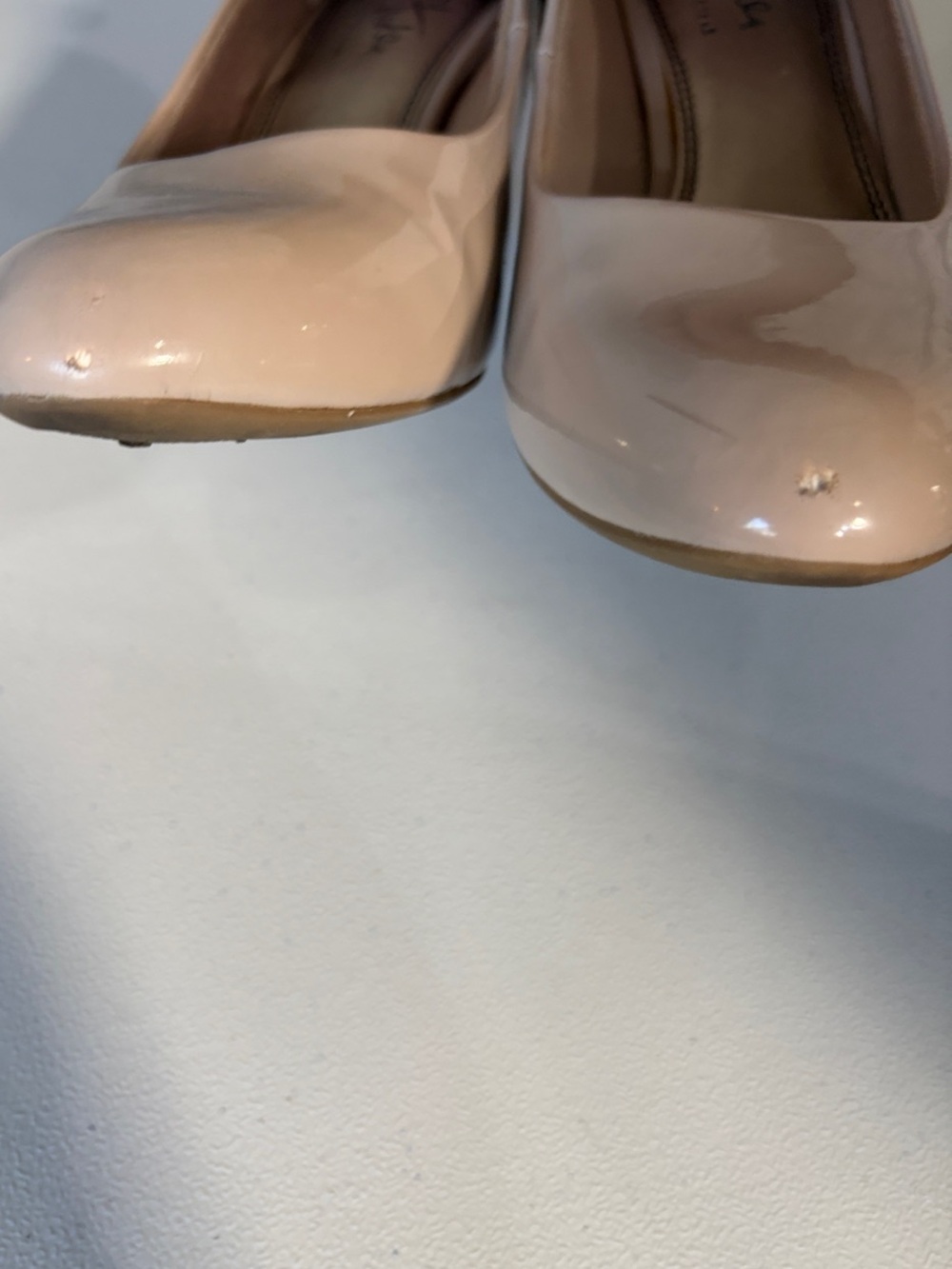 Life Stride Blush Patent Mid Heel Pumps - Picture 4 of 5
